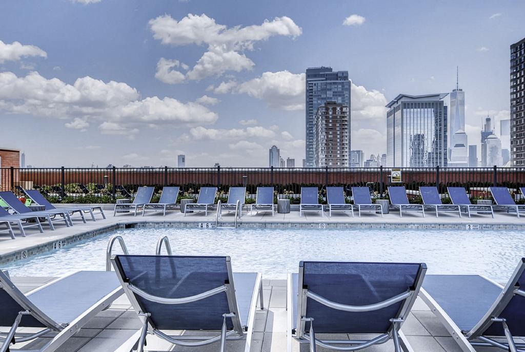 Global Luxury Suites At Newport Jersey City Luaran gambar
