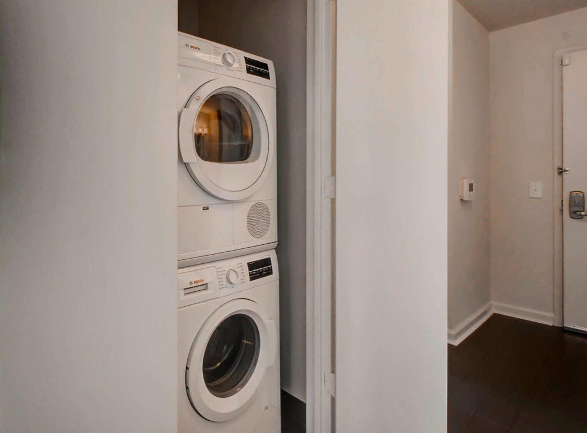 Global Luxury Suites At Newport Jersey City Luaran gambar